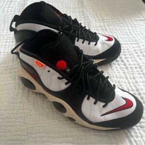 Nike Air Zoom Flight 95 Black & White Red Nike Logo‎ on toe Mens SIZE 10
